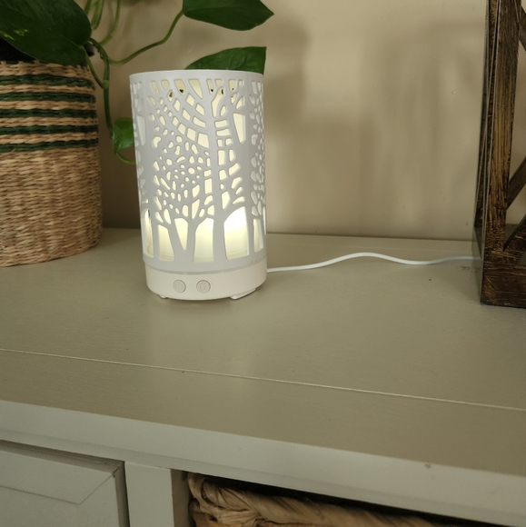 Gorgeous Forrest Diffuser - Picture 1 of 3